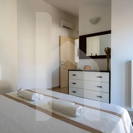 Homiday - Pinea Appartement Pineto
