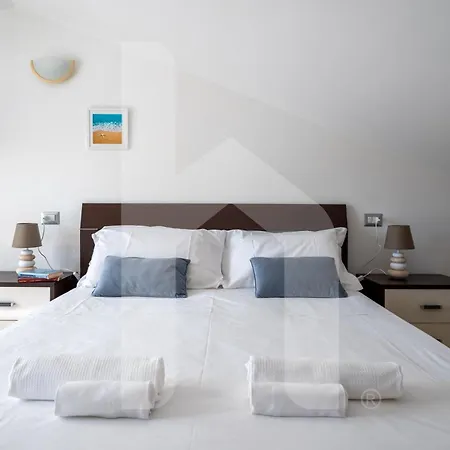 Apartment Homiday - Pinea *
