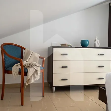 Apartment Homiday - Pinea