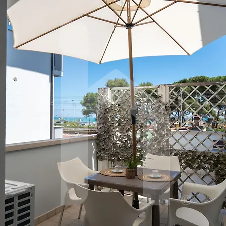 Homiday - Pinea Apartment *