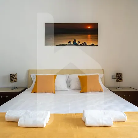Apartment Homiday - Pinea *