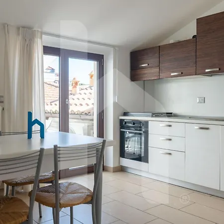 Apartment Homiday - Pinea *