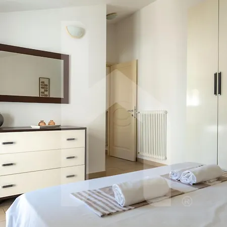 Homiday - Pinea Appartement