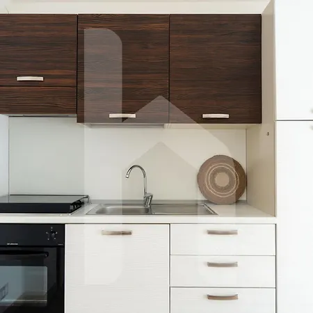 Homiday - Pinea Apartment